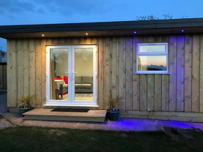 Kingfisher Glamping Cabin